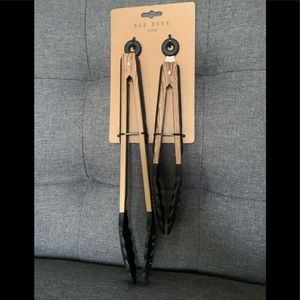 NEW ⭐️ Rae Dunn large and small set of tongs